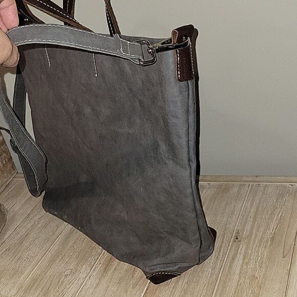 UASHMAMA Alle Cross Body Tote Bag. Made in Italy Dark Grey - Picture 7 of 14